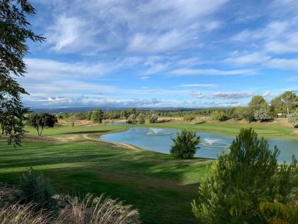 Le golf de la Cabre d'Or à proximité